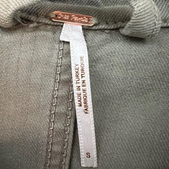 Free People Womens Moonchild Denim Shirt Jacket Small Green Shacket Distressed - Picture 5 of 6